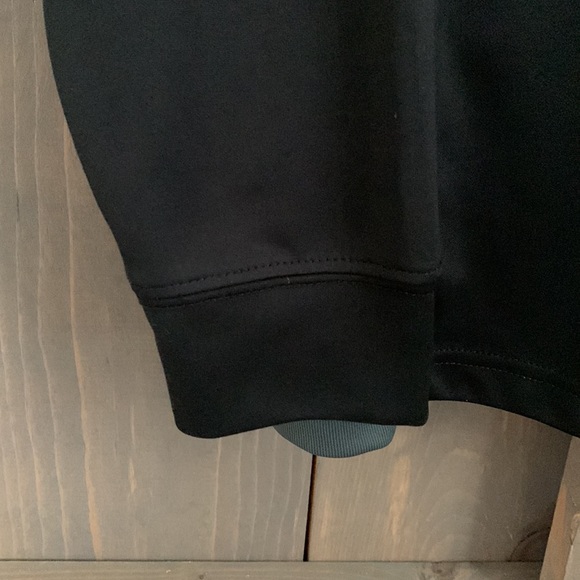 Mens M Performance Quarter Zip Pullover Black with Gray detail - Picture 4 of 6